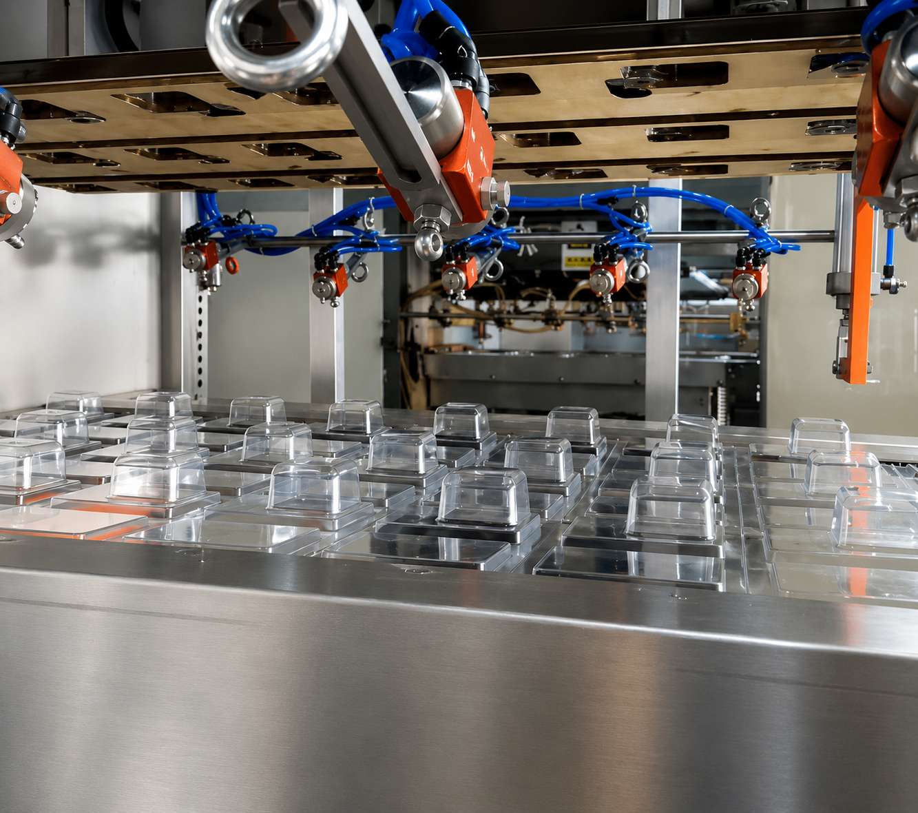 Custom thermoforming and vacuum forming services for plastic trays, housings, and packaging